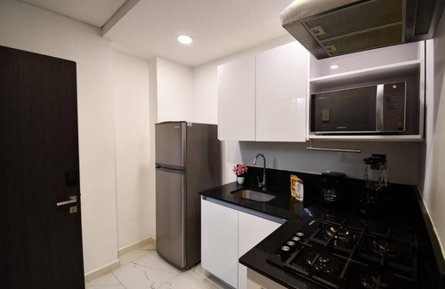 Granja Apartment | Private, Relaxing Suite w/OnSite Cafe | Duna S.