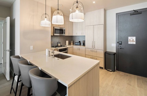 Park City Apartment | Private Residence located in Grand Hyatt Deer Valley East Village 2bed Book NOW
