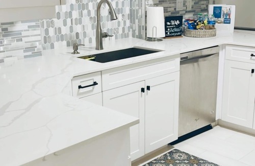 Tamarac House | Private Retreat+Fast Wi-Fi+12m~ Beach+Game Room+Golf+6m~Sawgrass Mills Mall