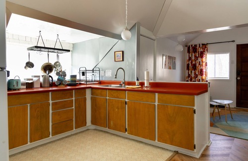 East Central Apartment | Private Retro Loft in Downtown SLC