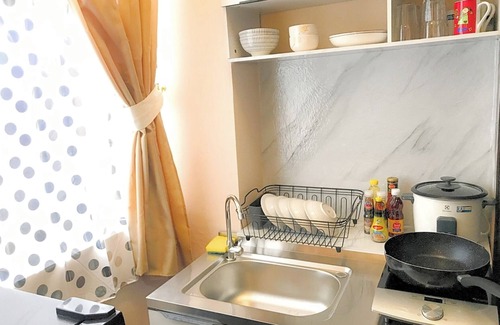 Wat Ket House | Private room Large bed, en-suite bathroom, Kitchen, parking, near night bazaar.