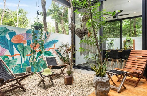 Ek Balam Village House | ✩ Private Rooftop Pool ✩ Bike to Ruins or Beach ✩