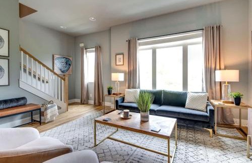 Haynes Area House | Private Rooftop Oasis - 2 Nashville Homes