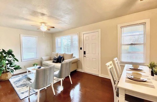 Griffin Heights House | Private Room - Charming 1954 House Blocks from FSU