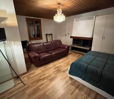 Bolligen House | Private room for long term rent 1000-1200CHF per month