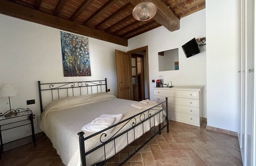 Pontedera Bed & Breakfast | Private room in garden annex