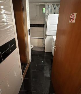 Bolligen House | Private room in the big house Bolligen