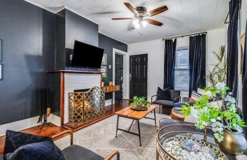 Freetown - Port Rico House | Private Room Retreat in a Shared House Setting