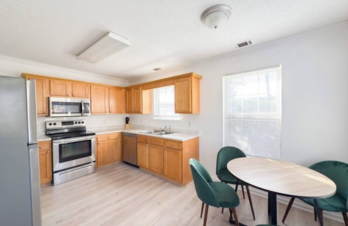 Fleming House | Private Savannah Getaway Near Botanical Gardens!