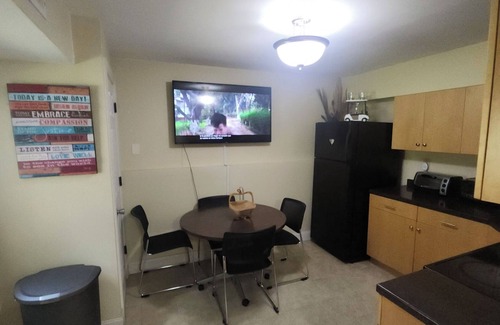 Burke House | Private space, House Retreat - Studio