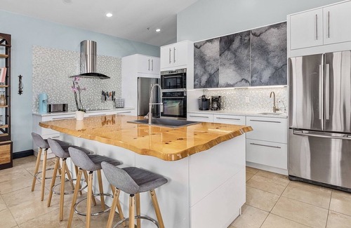 North Captiva House | Private & Spacious [2300sqft] home w/Pool,Hot Tub,Golf Cart, Pet Friendly & Club