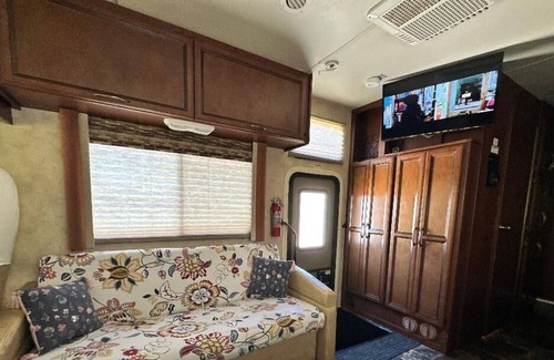 Simi Valley House | Private Stationary MotorHome Fully Stocked