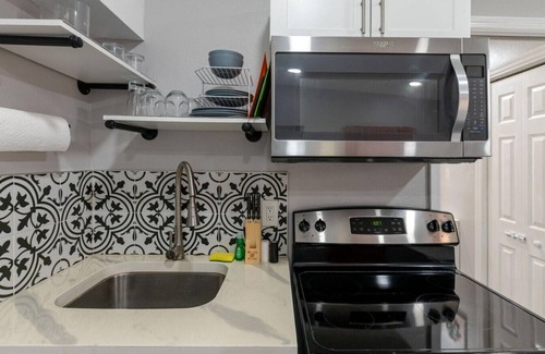 St. Petersburg - Clearwater Apartment | Private Studio Outdoor Deck + Parking
