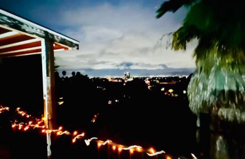 Encino House | Private Studio Style View Pool Big Estate Oasis Extra Fee 4 Guest Clea-ning Pet WOMEN ONLY