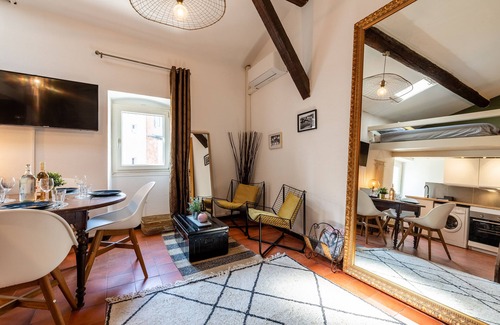 Quartier du Panier House | Private suite on the ground floor with separate b
