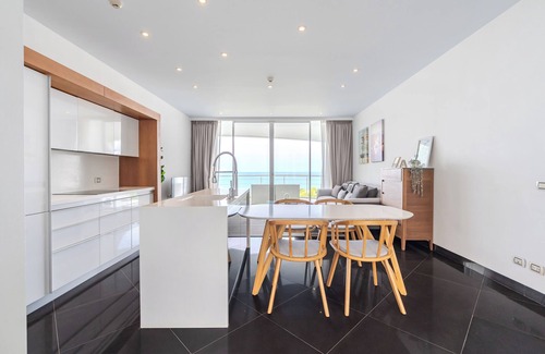 Na Chom Thian Apartment | Private Sunset Beach -Ocean View 2 Bedroom