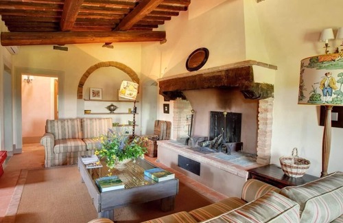 Mercatale Val di Pesa Villa | Private Tuscan villa with pool near Florence