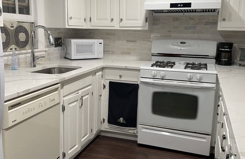 Salem Condo | Private Two Level Condo In Salem’s Historic District