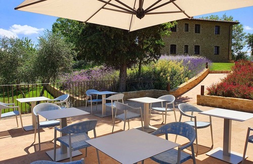 Montepulciano Villa | Private Villa with WIFI, private pool, A/C, sauna, hot tub, TV, veranda, close to Montepulciano