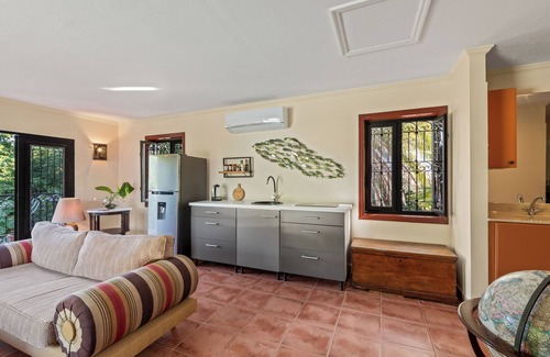 Rooi Catochi Villa | Private Villa on the first floor, large private pool, terrace with garden views!
