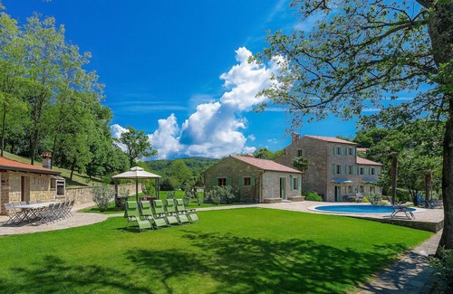 Krasica Villa | Private Villa with A/C, WIFI, private pool, TV, patio, pets allowed, panoramic view, parking