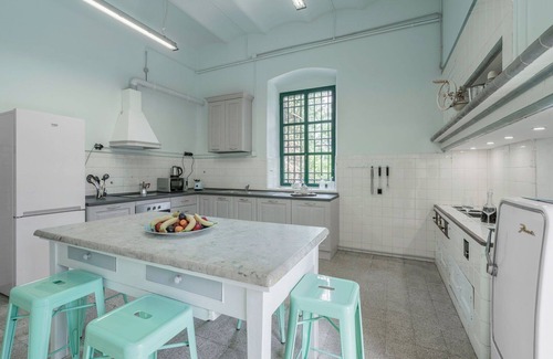 Massarosa House | Private Villa with A/C, WIFI, private pool, TV, veranda, panoramic view, close to Viareggio