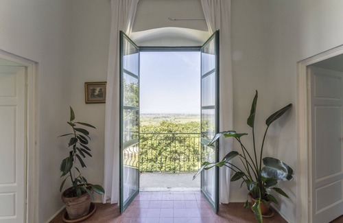Massarosa House | Private Villa with A/C, WIFI, private pool, TV, veranda, panoramic view, close to Viareggio