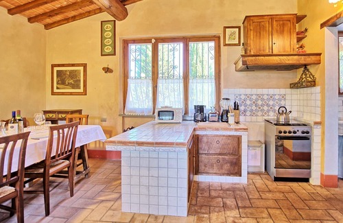 Certaldo Villa | Private Villa with WIFI, private pool, TV, patio, panoramic view, parking, close to San Gimignano