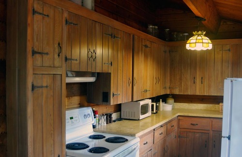 Kawartha Lakes Cottage | Private Waterfront Cottage in the Kawarthas