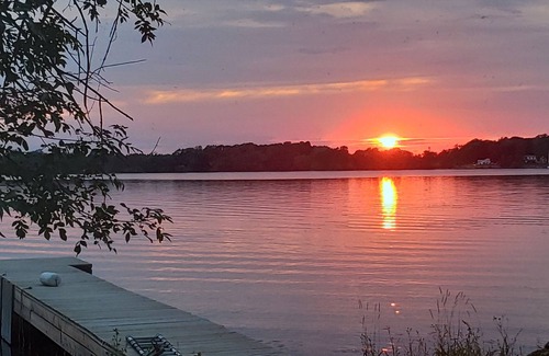 Wolfe Island Cottage | Private Waterfront cottage with sandy beach and gorgeous sunsets