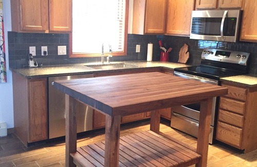 Traverse City House | Private Waterfront on M-22