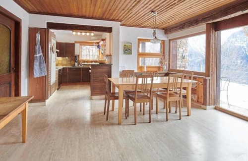 Cavagnago House | Private, yet so close to the action!