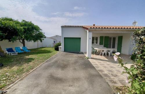 Saint-Denis-d'Oleron House | Proche célèbre Phare de Chassiron