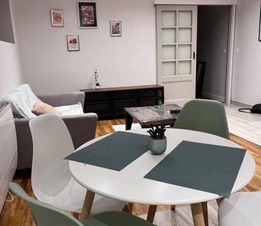 Bellegarde-sur-Valserine Apartment | Proche gare, cosy, courte et moyenne durée