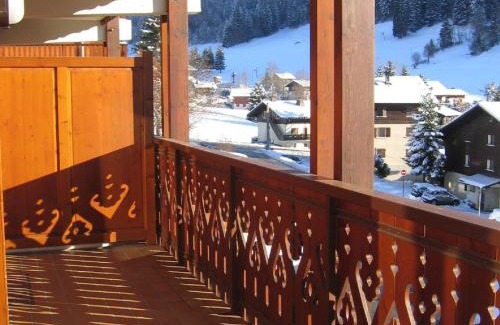 La Clusaz Apartment | Proche village, aux pistes et espace aquatique, 2 pièces + coin nuit, garage, animaux admis - FR-1-437-31