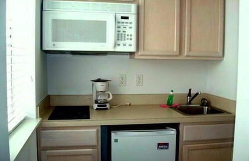 North End Condo | Professionally decorated with in ground pool. 1 1/2 blocks to the beach, boardwalk and shopping. Assigned off street parking!