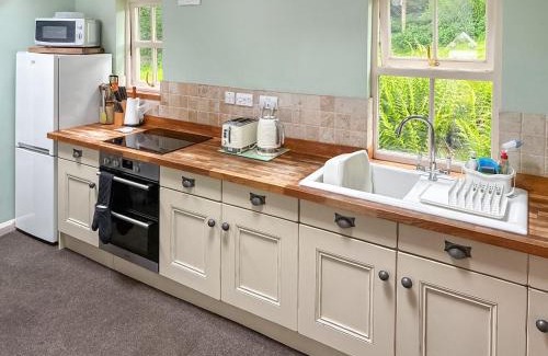 Girvan House | Professors Cottage