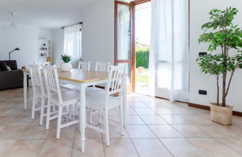 Angera Apartment | Profumodilago