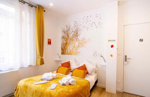 Chalons-en-Champagne Apartment | Promenade d'Automne - Netflix & Wifi - Climatisation- Parking Gratuit - check-in 24H24 - Emplacement Vélos - GoodMarning