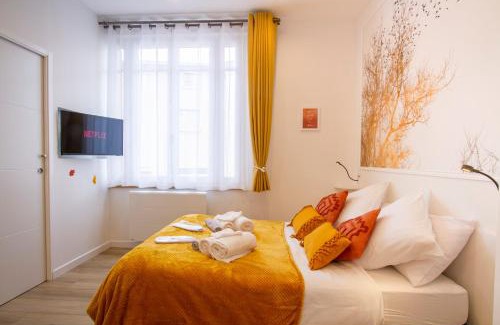 Chalons-en-Champagne Apartment | Promenade d'Automne - Netflix & Wifi - Climatisation- Parking Gratuit - check-in 24H24 - Emplacement Vélos - GoodMarning