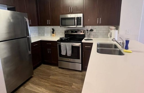 Mission Valley East Apartment | Promenade Rio Vista: 1BR Retreat in Mission Valley, San Diego