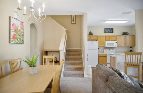 Regal Palms Resort | PROMO 10% WEEKLY DISCOUNT! Resort-Style 3BR Townhouse Close to Theme Parks