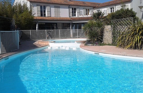 La Couarde-sur-Mer Apartment | PROMO Ideally on the island of Ré: Le Nid Couardais close beach and trade