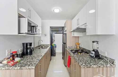 Cerritos Apartment | Promo!-Pool-Sleep 6-Near Beach & Water Park-Gated