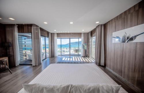 Nha Trang Villa | Promotion Early Booker Corner Villa 5 Bedrooms infinity Pool & BBQ Outdoor