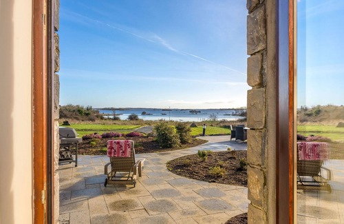 Carrowmoreknock Cottage | Property 434 - Oughterard - sleeps 12 guests in 6 bedrooms