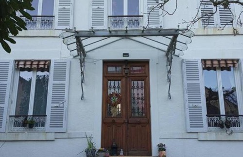 Brosses House | Propriete de 4 chambres avec terrasse et wifi a Brosses