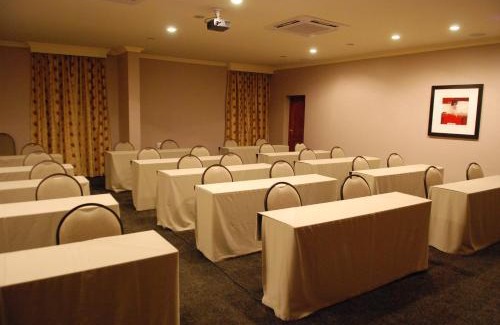 Maluti a Phofung Hotel | Protea Hotel by Marriott Harrismith Montrose