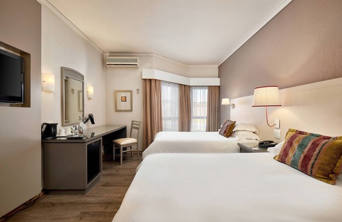 Greater Johannesburg Metropolitan Area Hotel | Protea Hotel by Marriott Midrand
