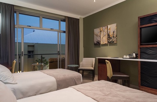 Upington Hotel | Protea Hotel by Marriott Upington